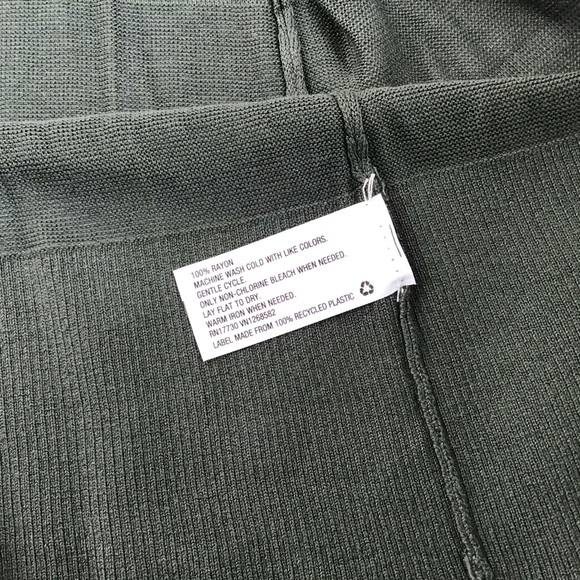 Merona women’s sweater - Picture 3 of 5